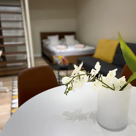 Suncity Riverside Apartman Apartmán *